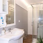 San Giovanni Prestige Flat By Rhr Lägenhet *